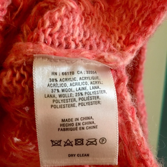 Beautiful, cozy Anthropologie sweater - Picture 6 of 6